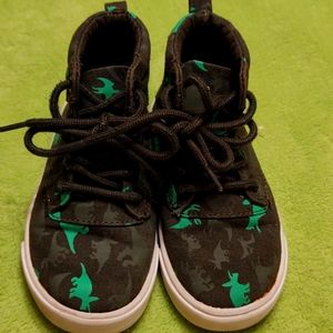 Old navy toddler shoes size 7